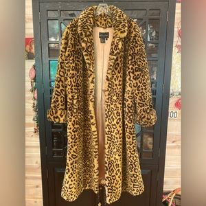 Dennis Basso, Leopard Faux Fur Coat, Full Length, Gorgeous! EUC, size Large